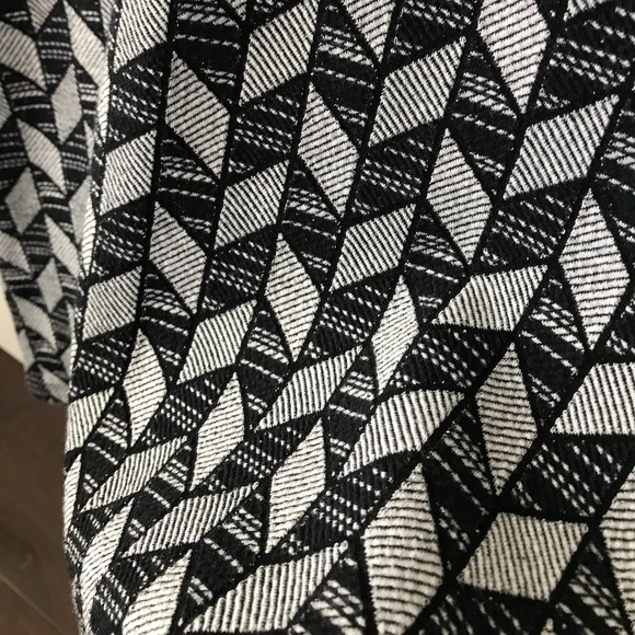 2/$25 Zara Box Pattern Dress - Picture 3 of 4